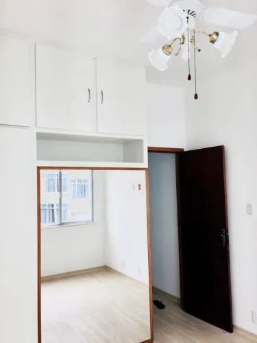 Alugo Apto Quarto e Sala no Flamengo