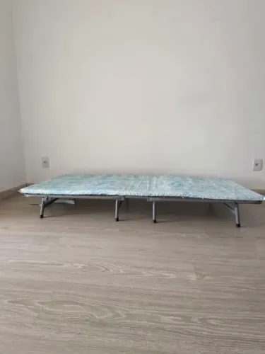 Cama Dobrável de Camping
