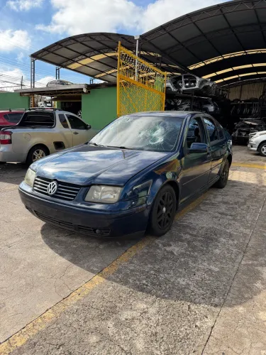 ?Sucata VW bora 2001 2.0 manual/para retirada de peças?