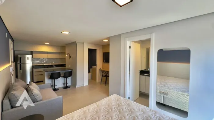 Loft mobiliado para locação por R$ 2.900,00 - Bairro Centro - Blumenau/SC