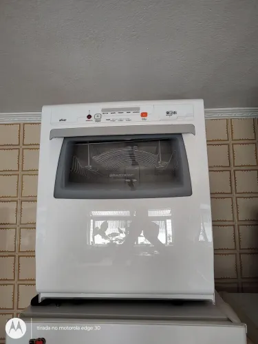 Máquina de lavar louça ative Brastemp 8 serviço pouco uso em perfeito estado 
