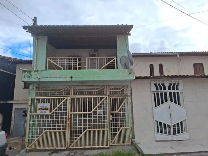 Preço de oportunidade: Casa no Feira 9
