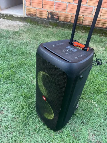 Caixa jbl 310
