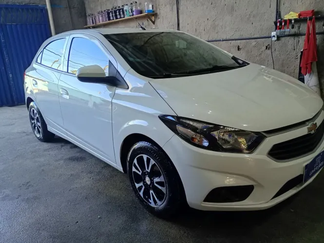 Chevrolet Onix Hatch LT 1.0 8V Flex Mec. 4P 2019