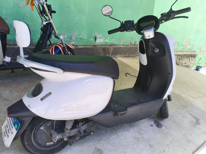Moto mia branca