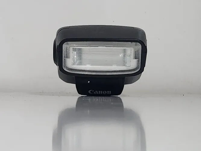 Flash canon seminovo ótimo estado de conservação!