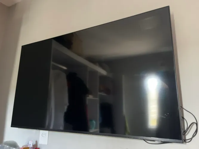 TV Samsung 50? UN50DU7700 Quebrada - Para Peças. Leia a descrição.