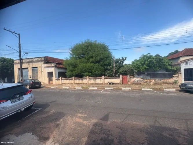 Terreno Comercial para Venda em Martinópolis, Centro