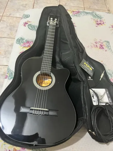 Violão semi novo completo