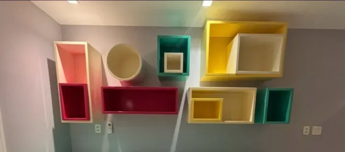 Nichos coloridos e vários formatos Lacca brilho