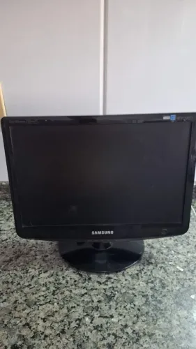 Monitor Samsung 17 polegadas 732NW Plus