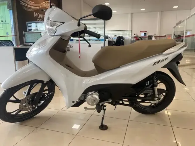 Vende-se BIZ 125 - 200km apenas
