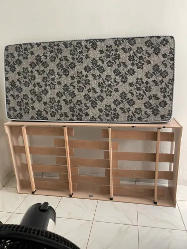 Cama solteiro