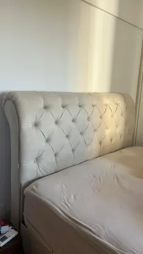 Cabeceira estofada cama queen