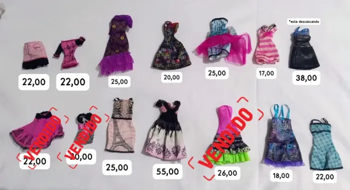 Sucatas e acessorios monster high - valores diversos