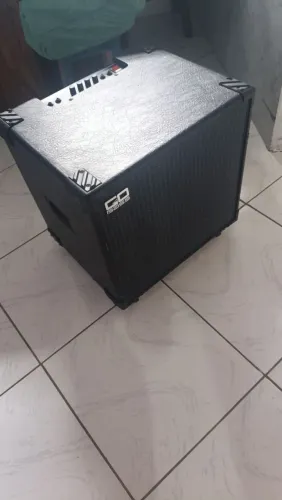 Caixa de contra baixo born go bass com auto falante de 15