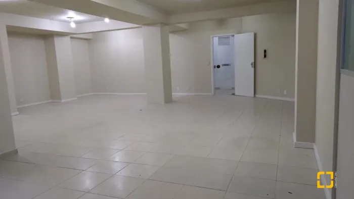 Sala Comercial - Centro de Florianópolis SC