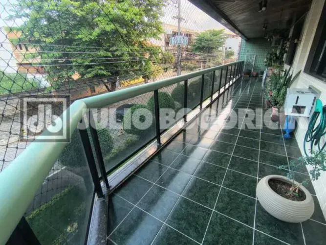 Apartamento : Padrão / Residencial / Jardim Carioca