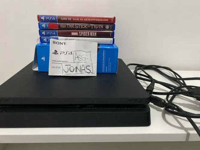 PS4 Slim, 500G Usado