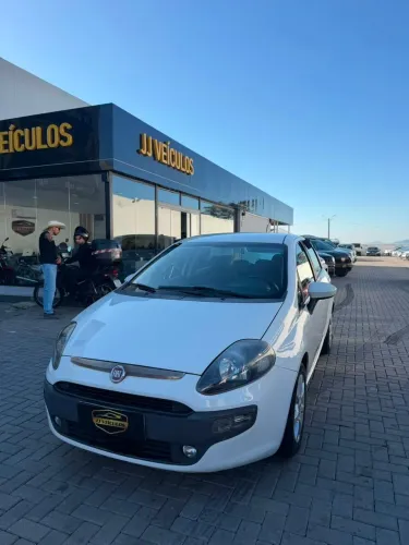 Fiat Punto Attractive 1.4 Fire Flex 8V 5P 2013