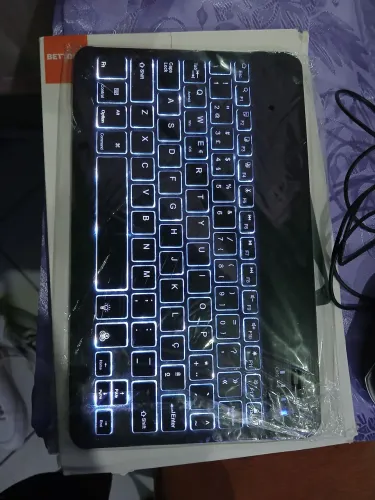 Vendo teclado Bluetooth e mouse com adaptador tipo c