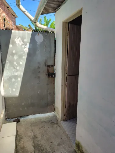 Aluga se casa no curado 1 