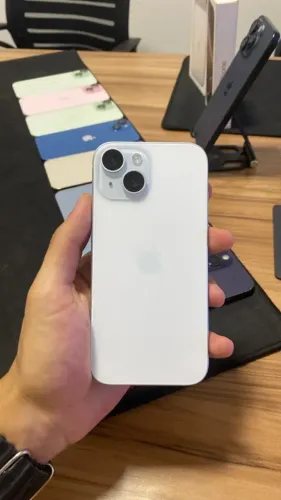 ? iPhone 15 128GB - Azul