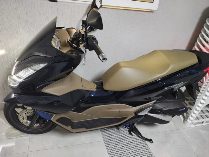 Honda PCX 160 DLX 2025