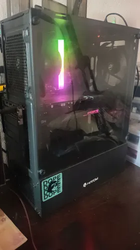 PC GAMER Ryzen 5 + RX 7600