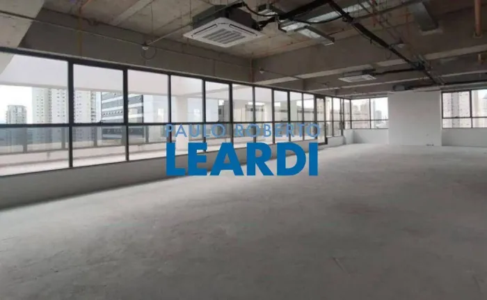 CONJ. COMERCIAL - VILA LEOPOLDINA - SP