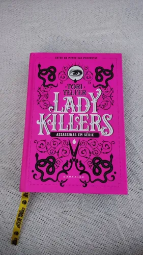 Lady Killers: Assassinas em Série