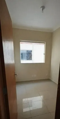 Apartamento primeiro andar OPORTUNIDADE )