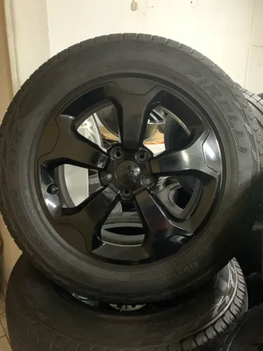 Rodas Jeep Compass/Renegade aro 17 5x110 C/Pneus
