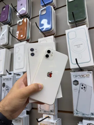 iPhone 11 128gb semi novo