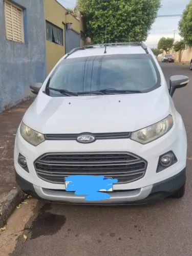 Ford Ecosport Freestyle 1.6 16V Flex 5P 2013
