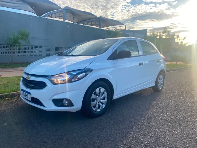 Chevrolet Onix JOY Hatch 1.0 8V Flex Mec. 4P 2019