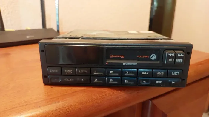 Rádio Volksine com toca fita revisado Am ,e FM