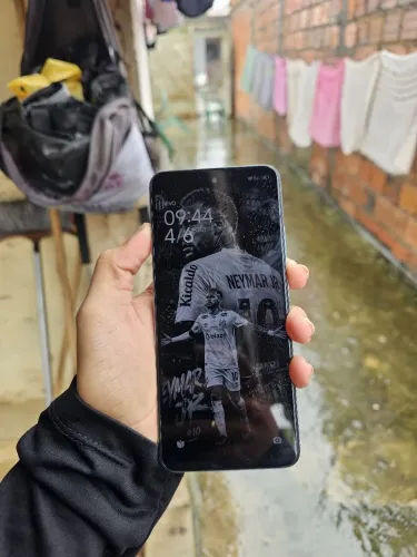 POCO X4 GT ?