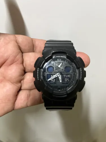 Relógio Casio G-Shock GA-100