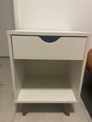 Mesa de cabeceira TokStok