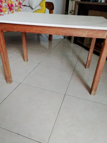 Vendo mesinha