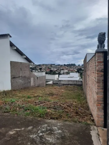 Terreno 360m² Jardim Cecília - Araxá
