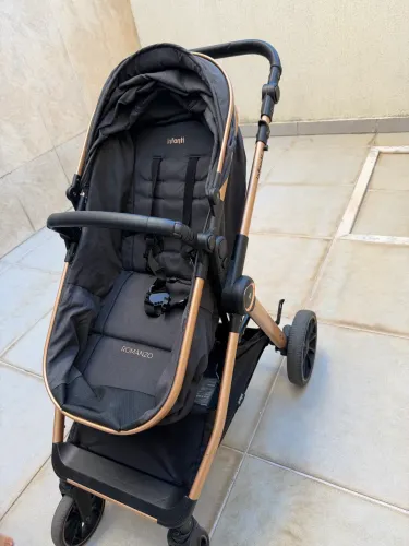 Carrinho bebê infanti romanzo