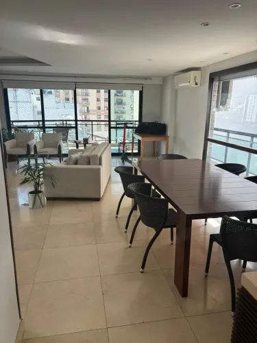 Apartamento para venda com 240 metros quadrados com 4 quartos em Lagoa - Rio de Janeiro -