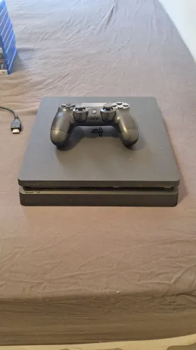 Ps4 com jogos inclusos