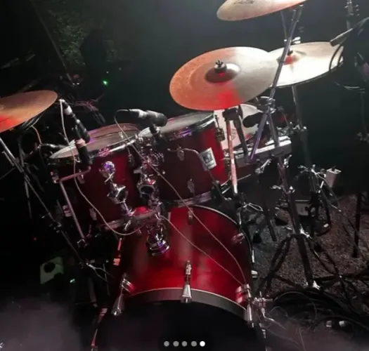 Bateria Sonor Force 2001 Cherry Red 9 Camadas de Madeira