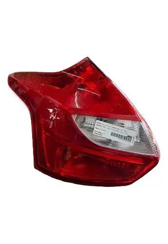 Lanterna Traseira Esquerda Focus Hatch 2015 Avaria  Esquerdo Vermelho