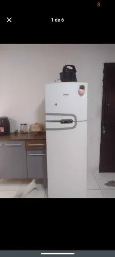 Geladeira gelo seco funcionando normal porém só tá esfriando 
