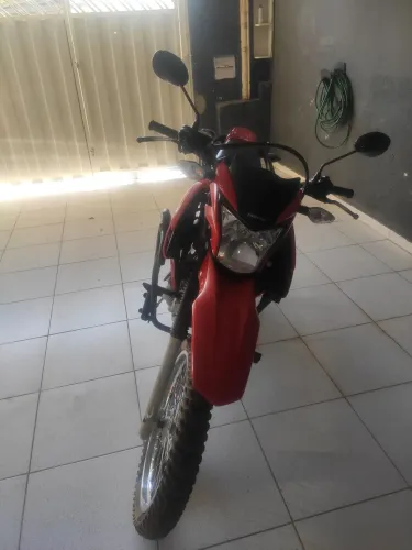 Vendo nxr Broz toda em dias só tranferir..