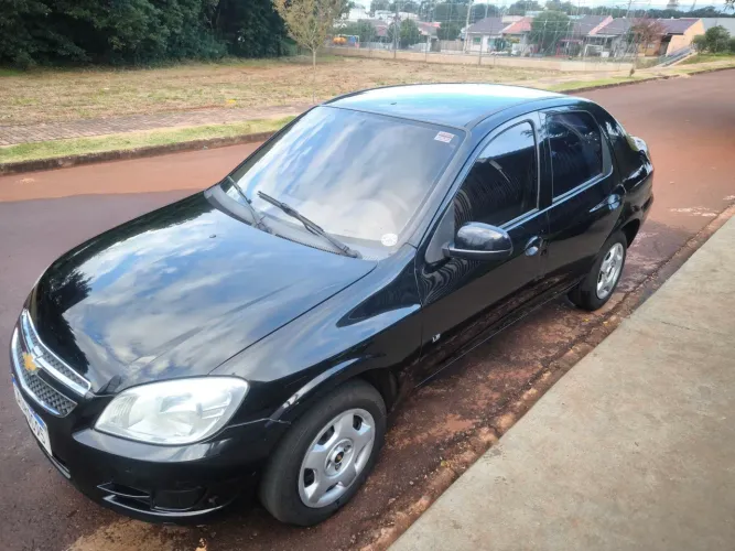 Chevrolet Prisma Sed. Joy/ LS 1.0 8V Flexpower 4P 2012